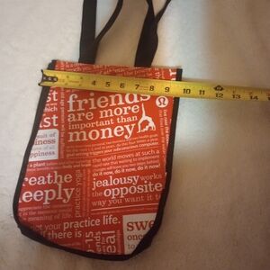 20 Lululemon Bolsas de Compra Reutilizables Rojas Juego de 10 Nuevas · Lululemon